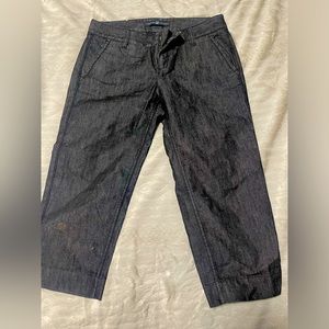 Stone washed capri denim shorts by Gap size 0 NWOT